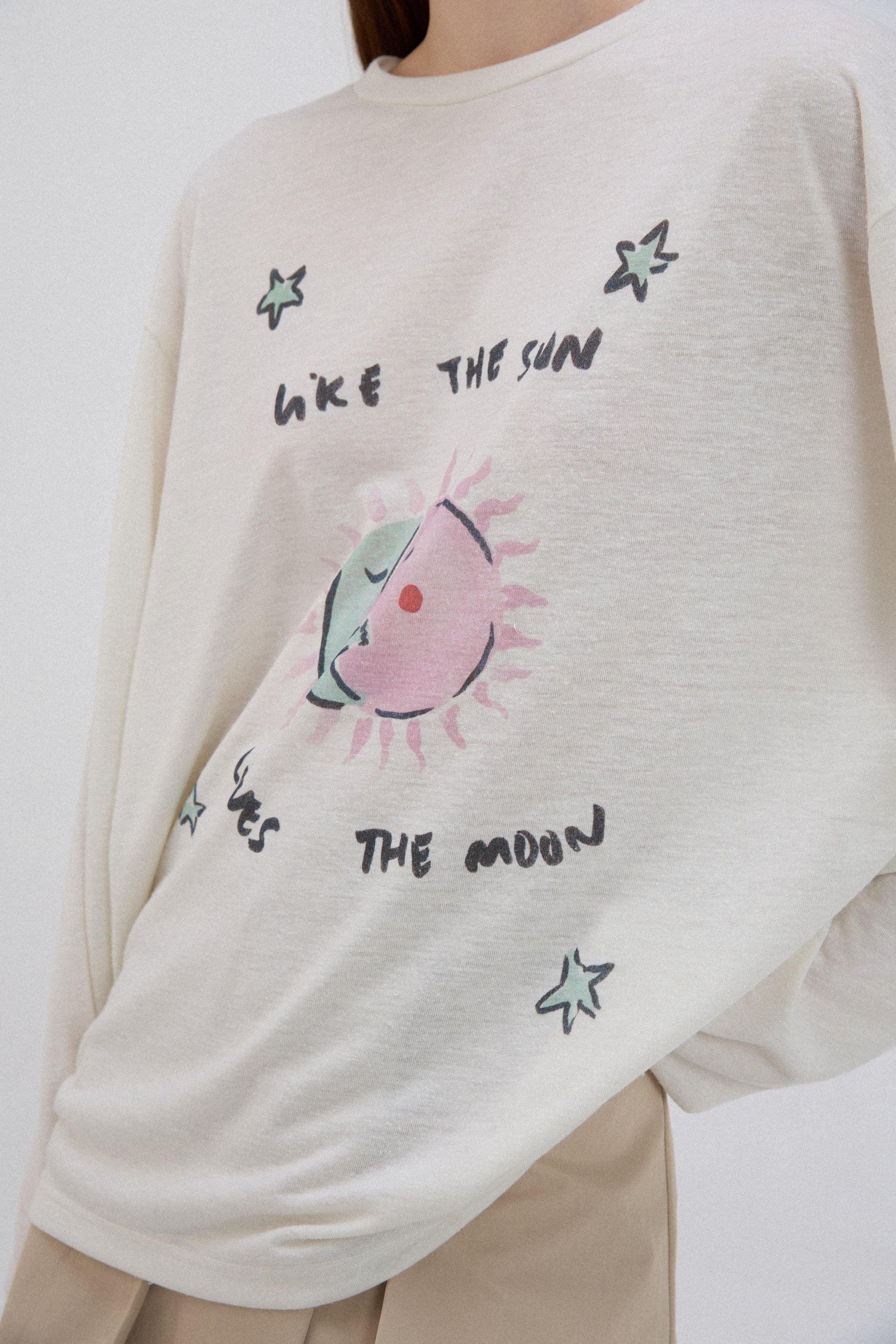 Solar Embrace Long sleeve Linen T-shirt x Ofelia Botella
