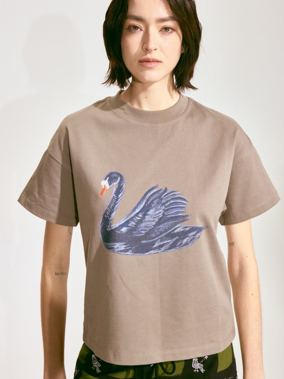 Black Swan Short-Sleeve T-shirt - Brown