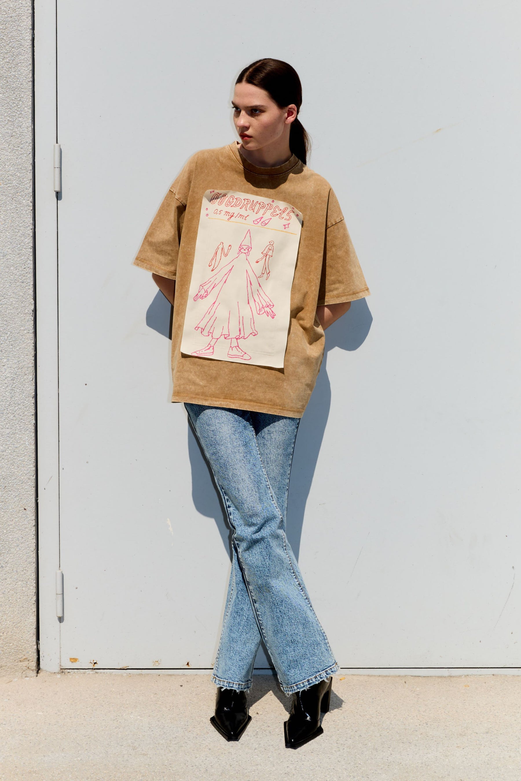 Magician Patched T-shirt x Hannah Van Der Weide
