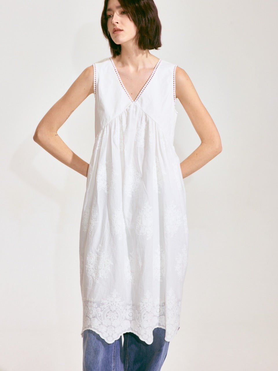 Lace-Embroidered Ramie V-Neck Dress
