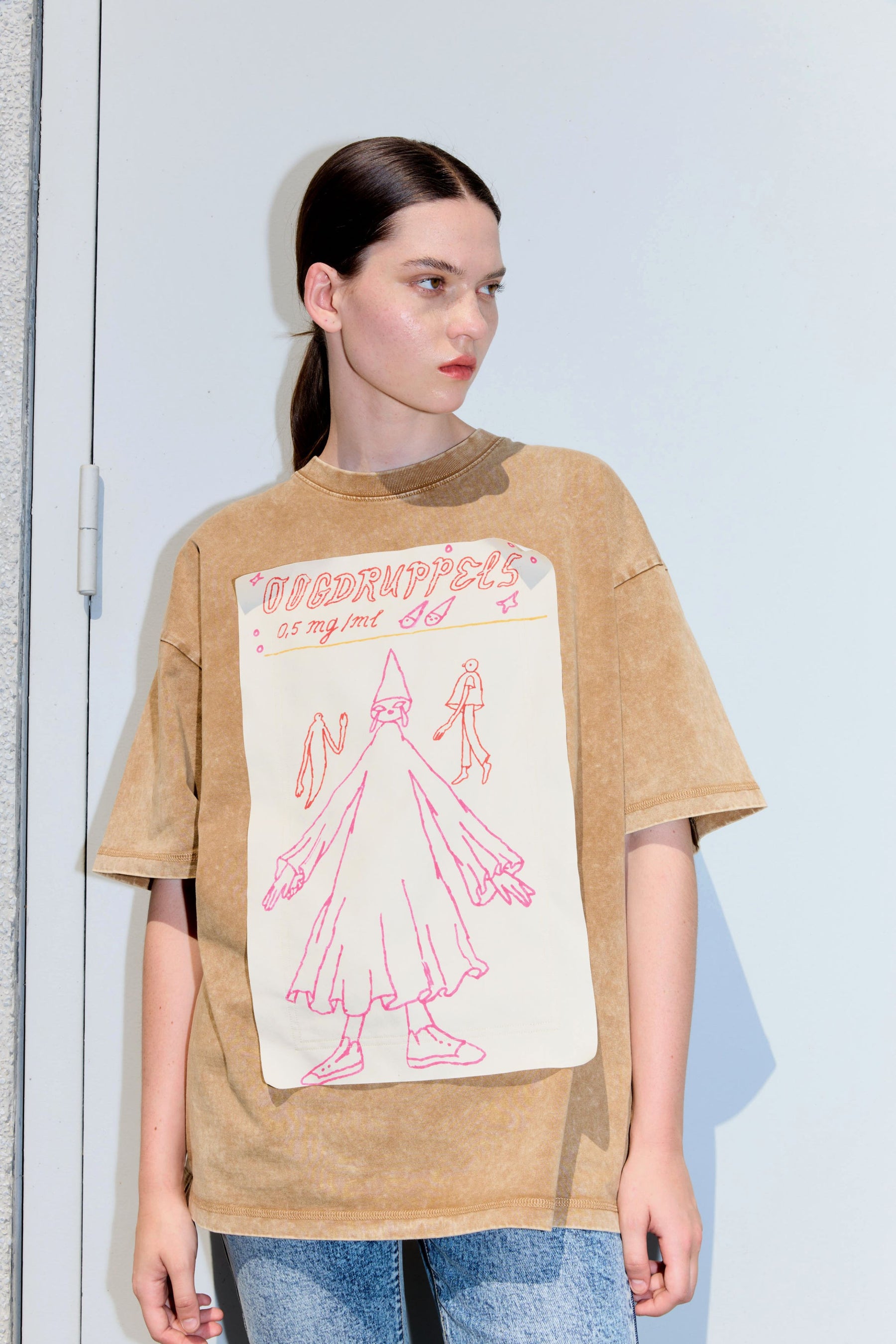 Magician Patched T-shirt x Hannah Van Der Weide
