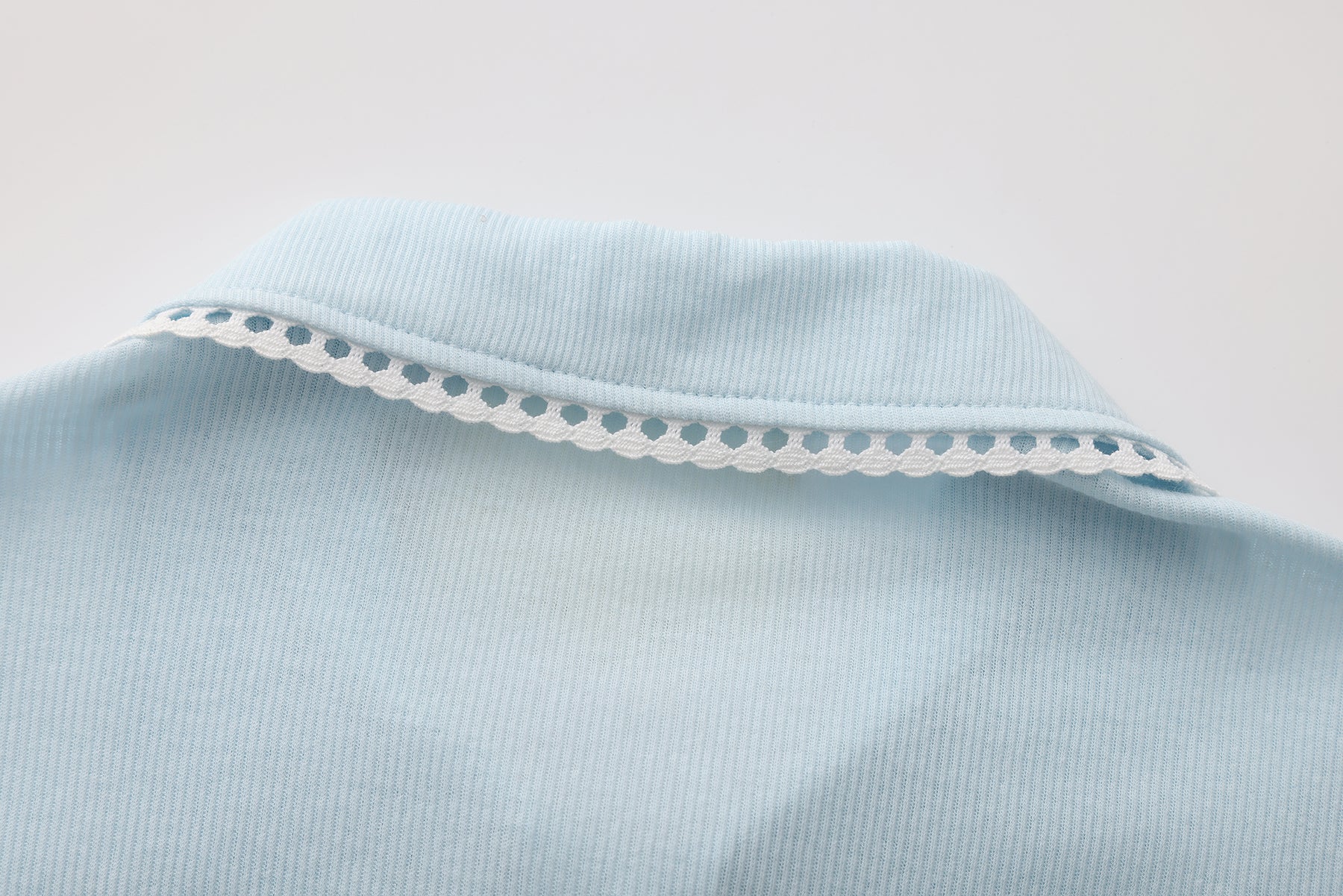 Scalloped Knit Collar Short-Sleeve Top - Blue