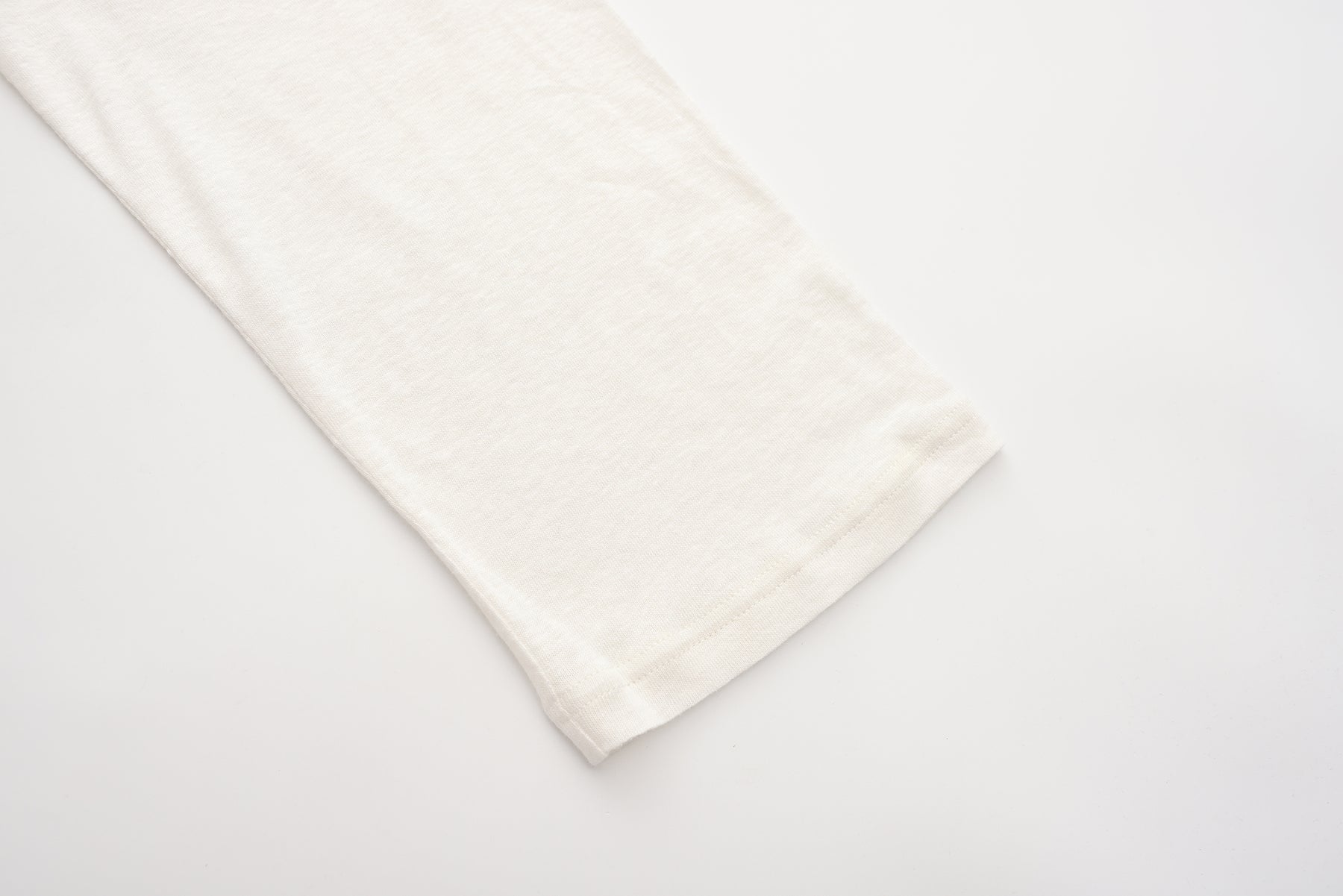 Solar Embrace Long sleeve Linen T-shirt x Ofelia Botella