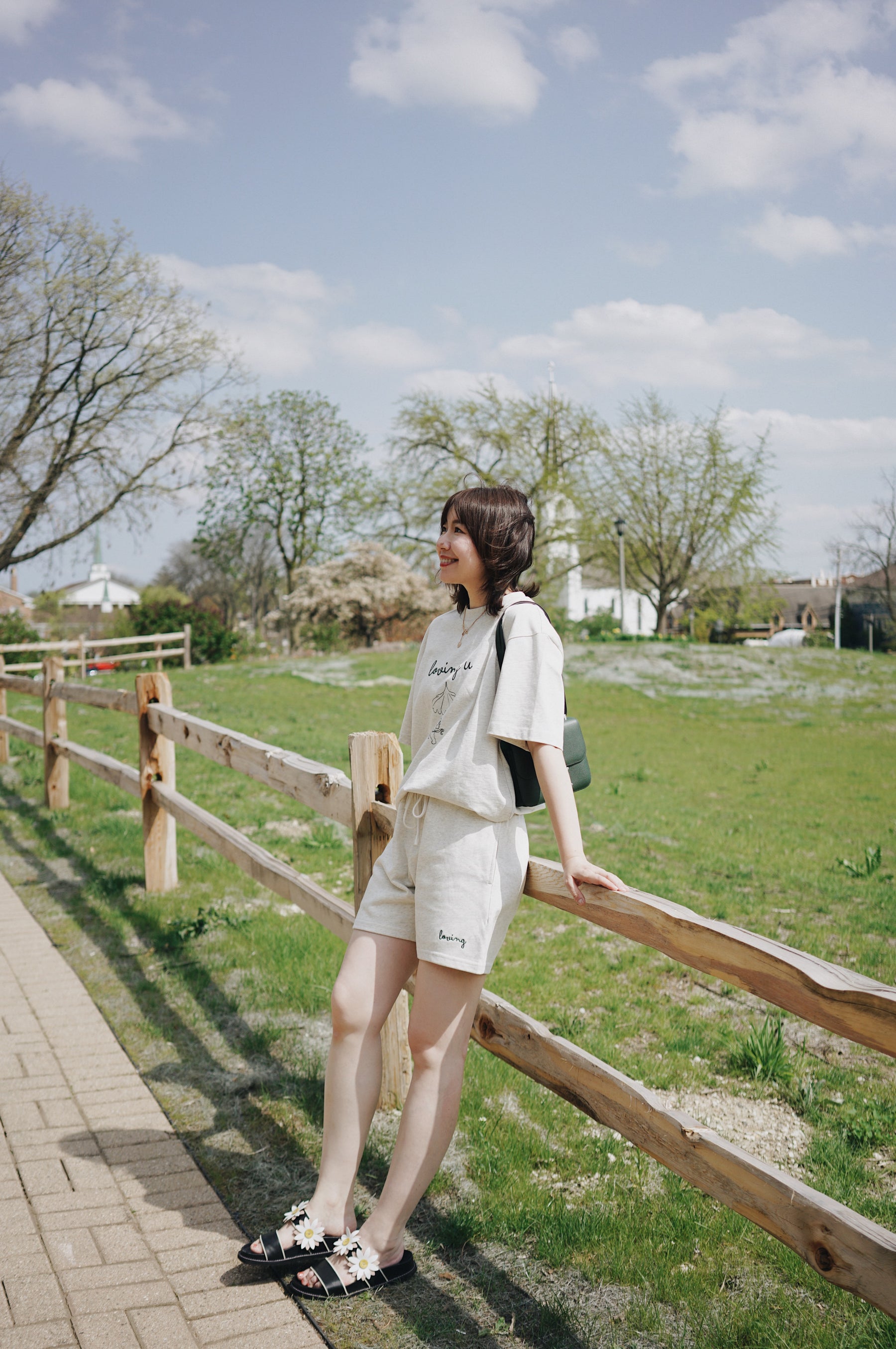 THEONE Loving U Embroidery Jersey Set