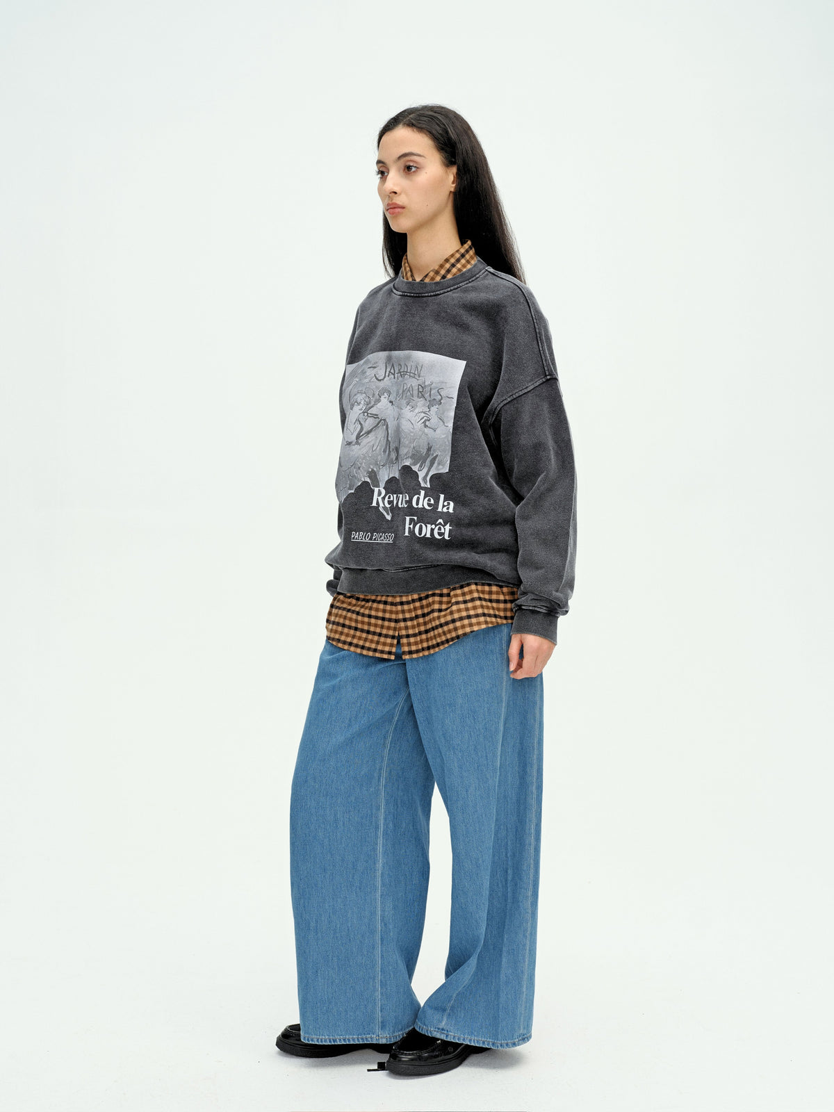 Forest Tap Washed Sweatshirt Black