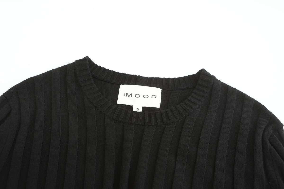 Fuzzy Sleeve Knit sweater - Black