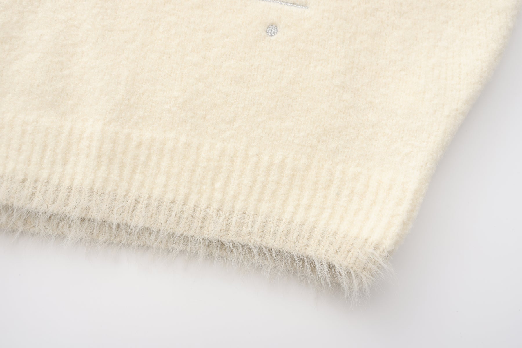 Shearling-Trim Oversized Knit Sweater - White