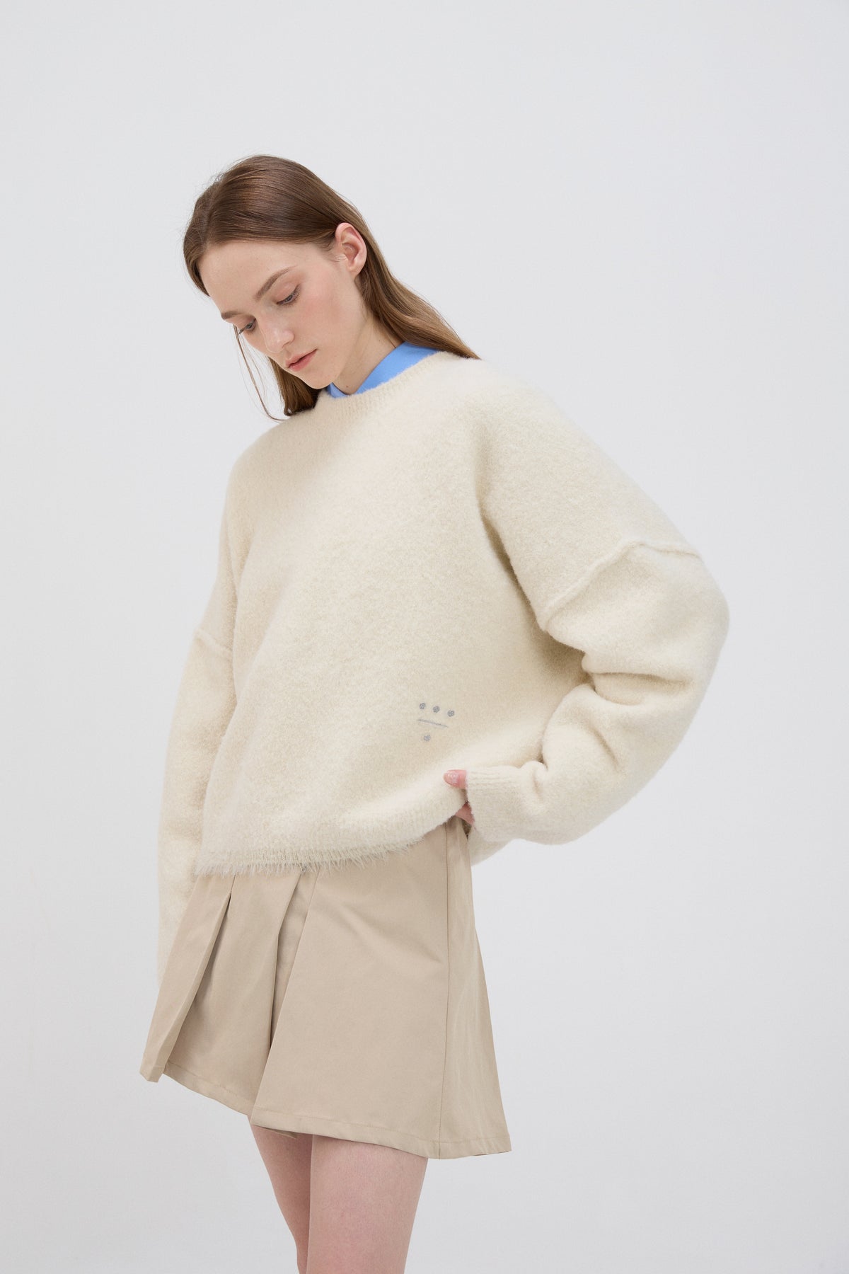 Shearling-Trim Oversized Knit Sweater - White