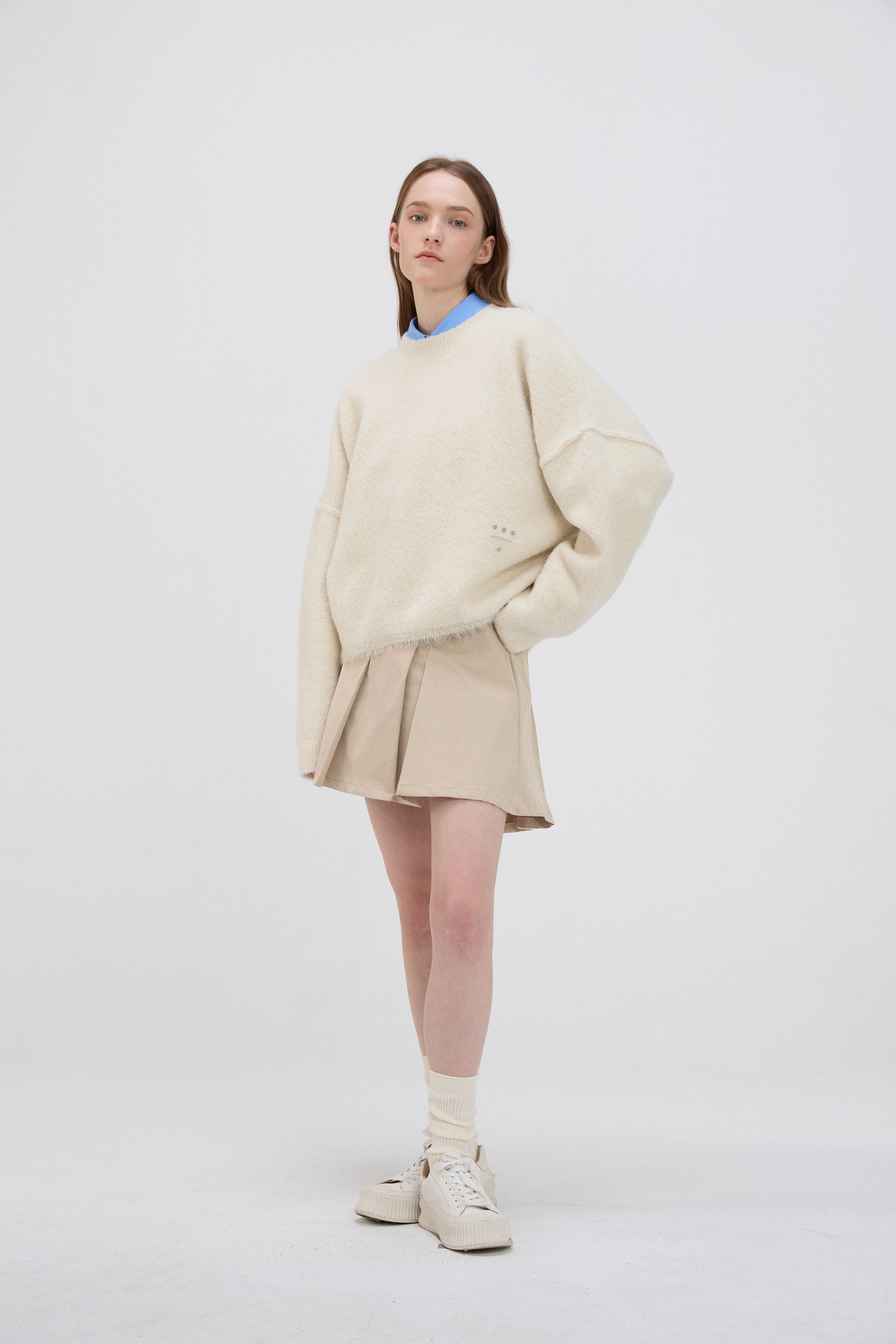 Shearling-Trim Oversized Knit Sweater - White